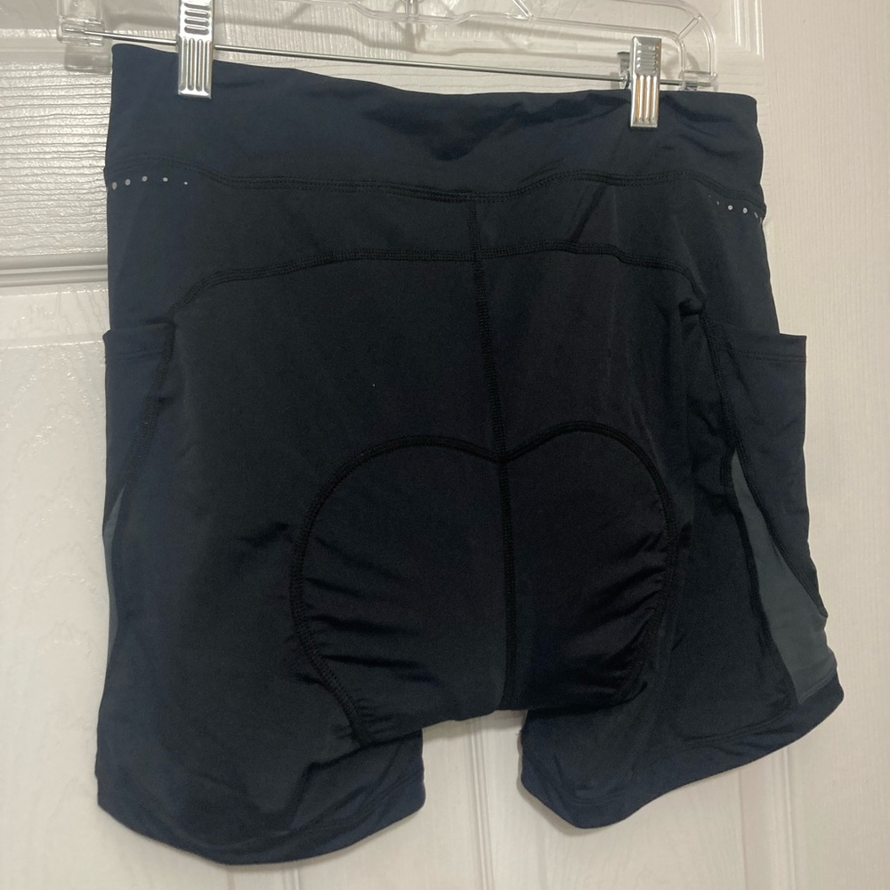Women’s Baleaf cycling shorts